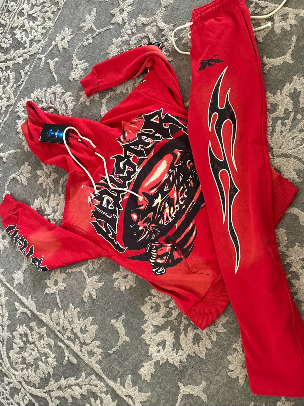 Hellstart tracksuits